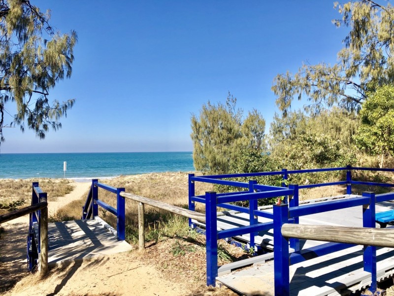 5 Trinity Parade, Blacks Beach QLD 4740