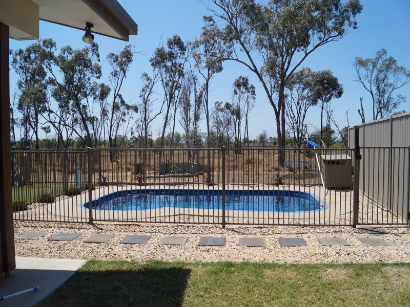 52 Lambert Drive, Moranbah QLD 4744