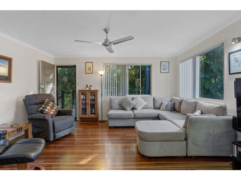 14 Adair Court, Rural View QLD 4740