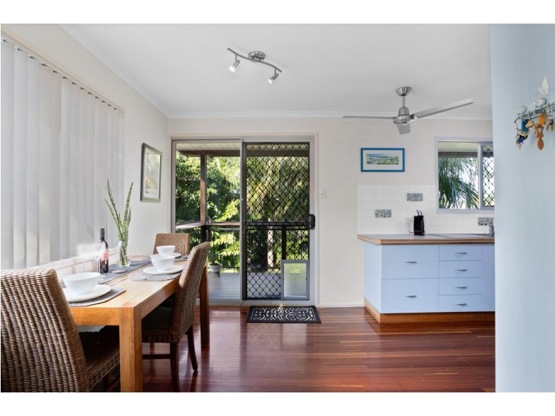14 Adair Court, Rural View QLD 4740