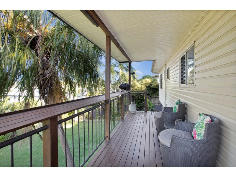 14 Adair Court, Rural View QLD 4740