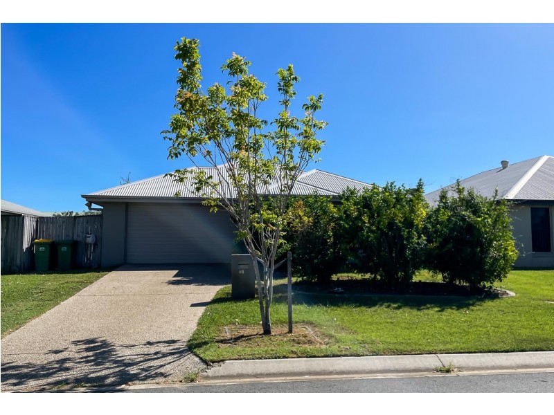 68 Schooner Ave, Shoal Point QLD 4750
