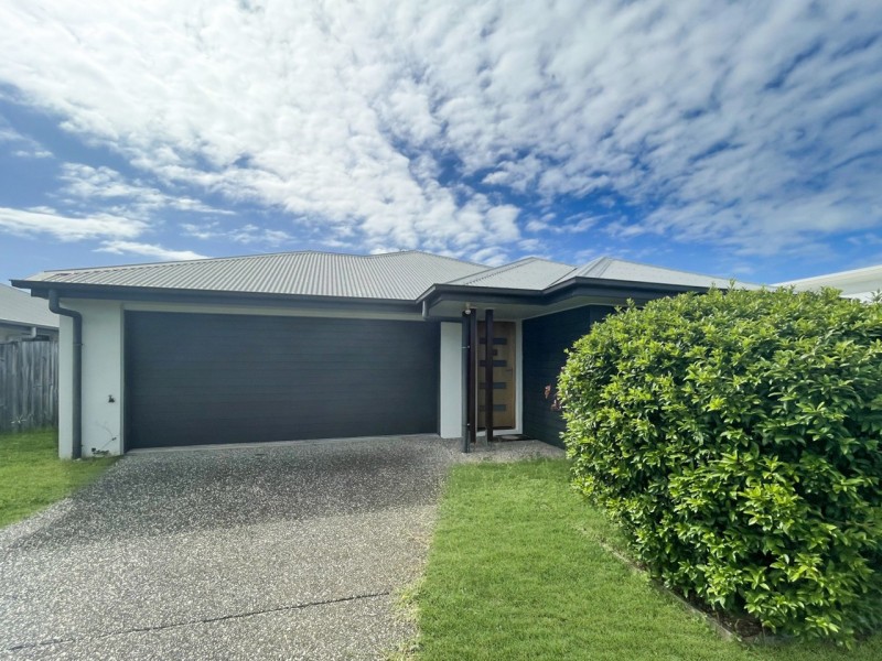 150 Whitehaven Drive, Blacks Beach QLD 4740