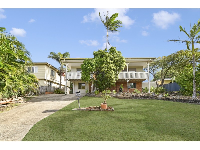 27 Plover Street, Slade Point QLD 4740
