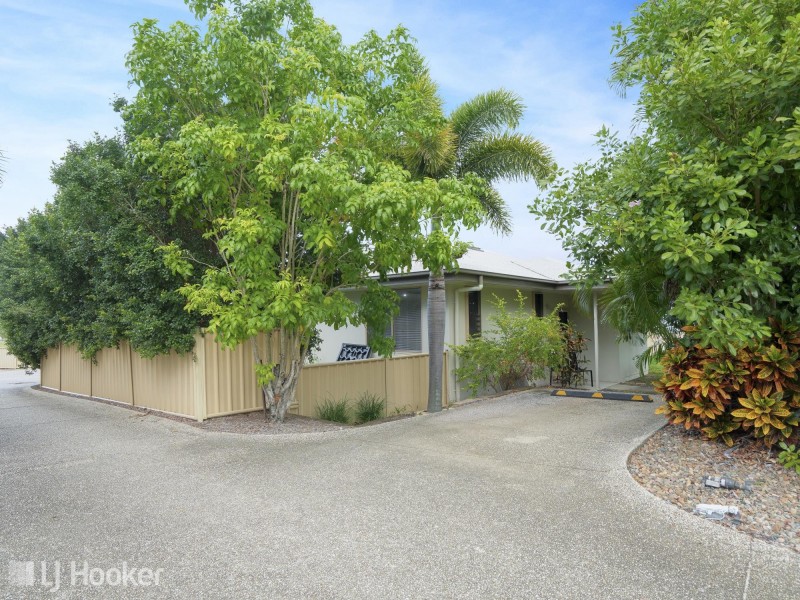 4/4 Mulcahy Crescent, Eimeo QLD 4740