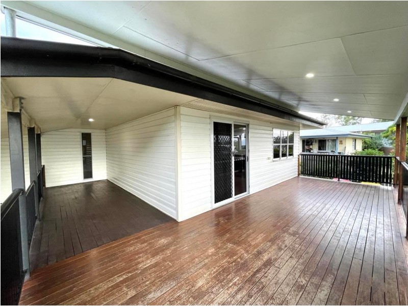 17 Forrest Drive, Moranbah QLD 4744