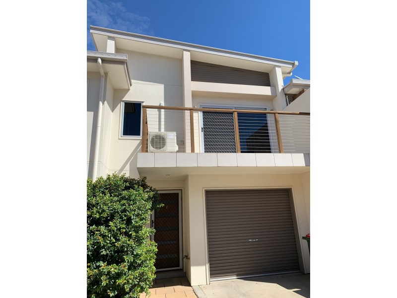 8/61-63 Lambert Drive, Moranbah QLD 4744