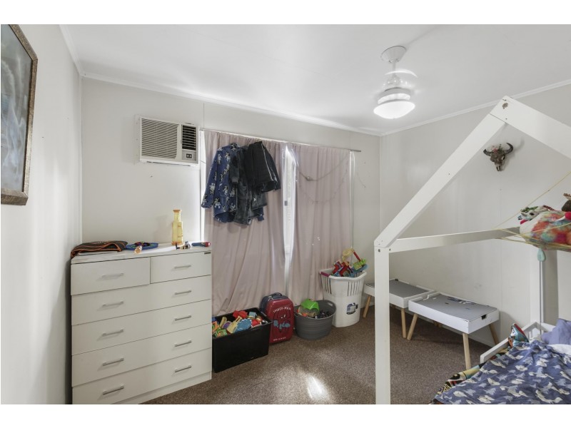 9 Perry Street, Dysart QLD 4745