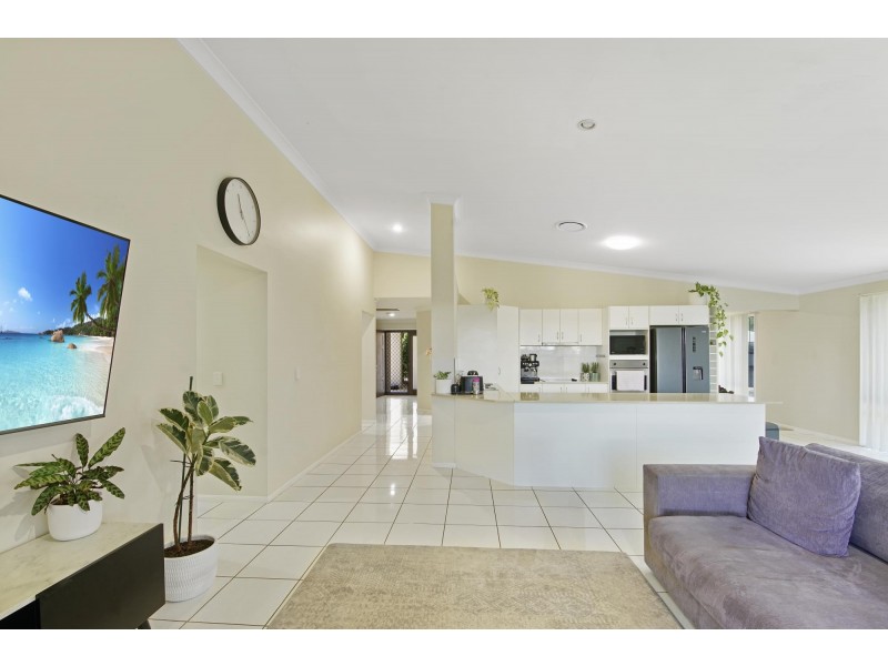 43 Duranbah Circuit, Blacks Beach QLD 4740