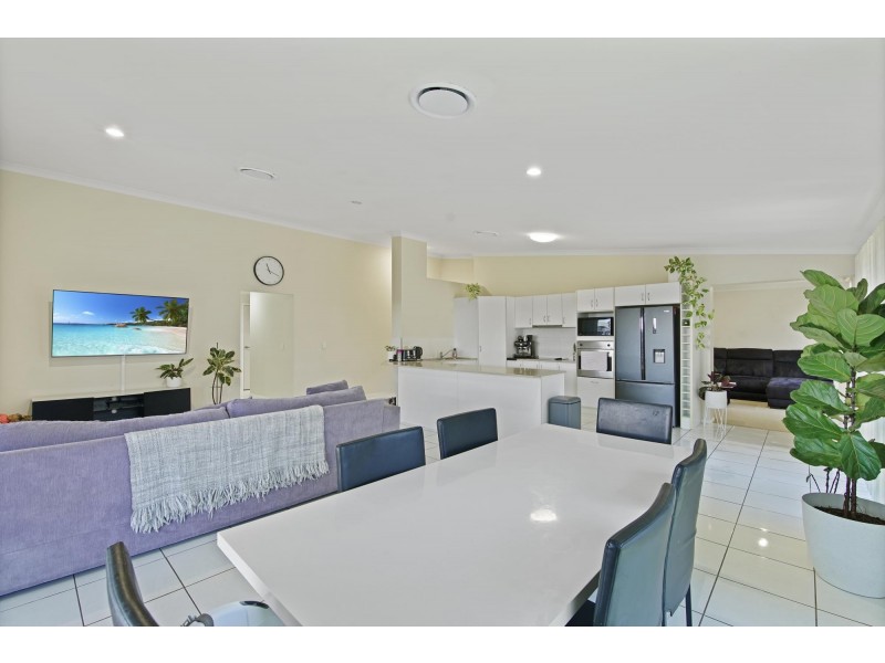 43 Duranbah Circuit, Blacks Beach QLD 4740