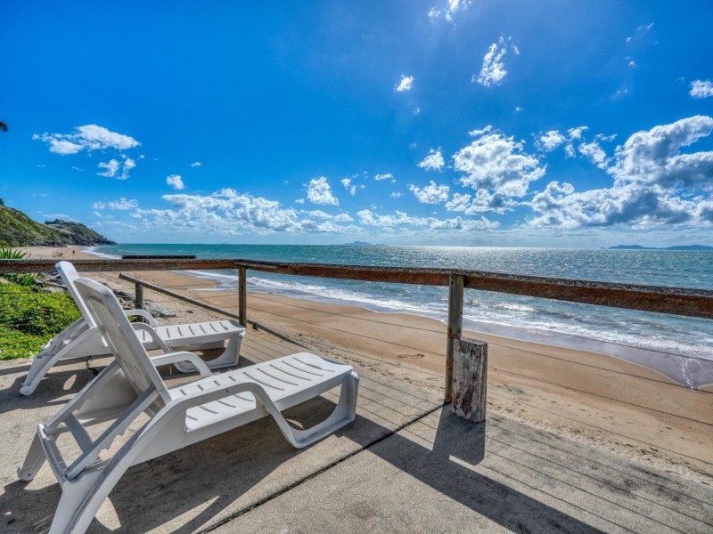 62 Bourke Street, Blacks Beach QLD 4740