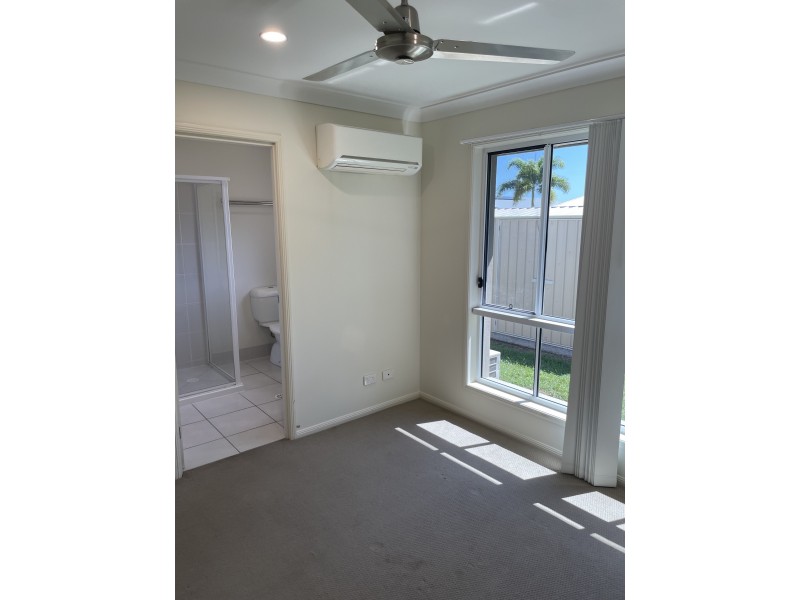 1/38 Schooner Avenue, Bucasia QLD 4750