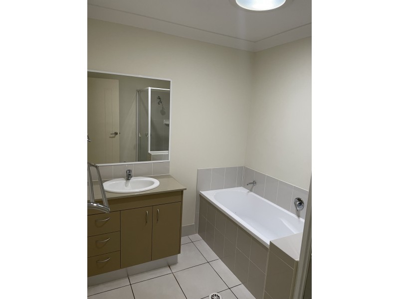 1/38 Schooner Avenue, Bucasia QLD 4750