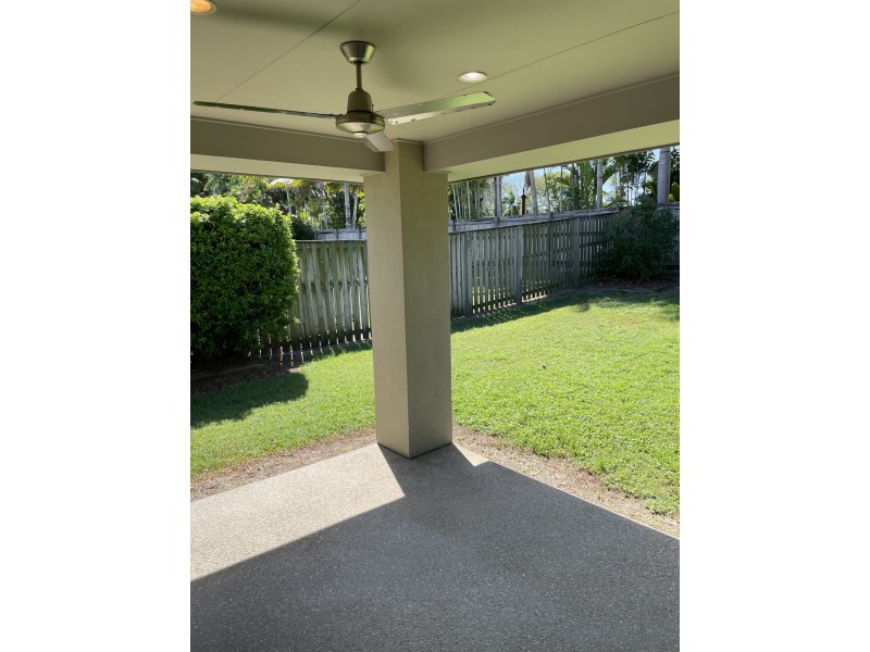 1/38 Schooner Avenue, Bucasia QLD 4750