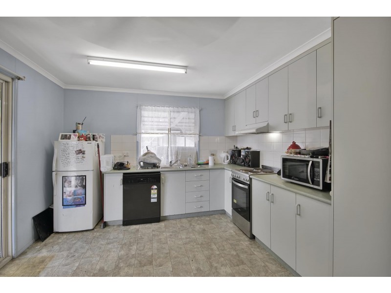 1 Adair Street, Dysart QLD 4745