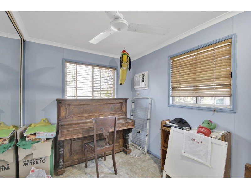 1 Adair Street, Dysart QLD 4745