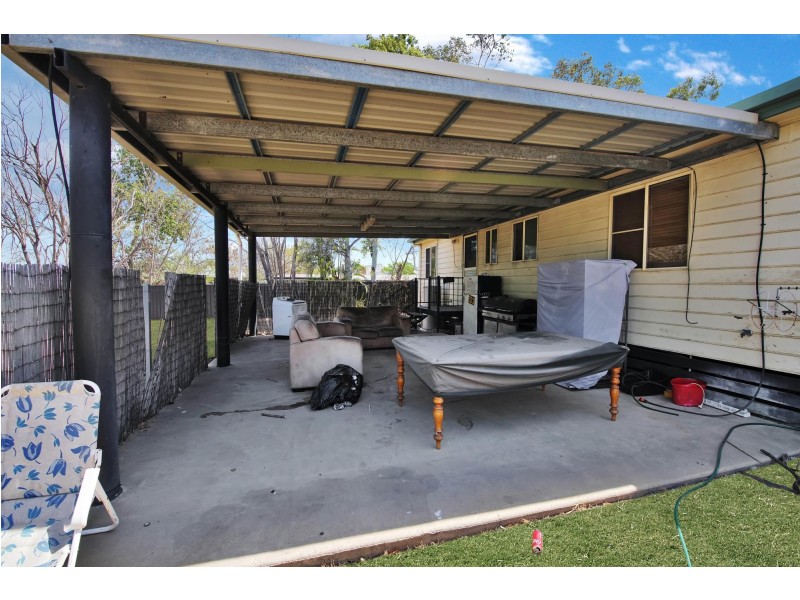 1 Adair Street, Dysart QLD 4745