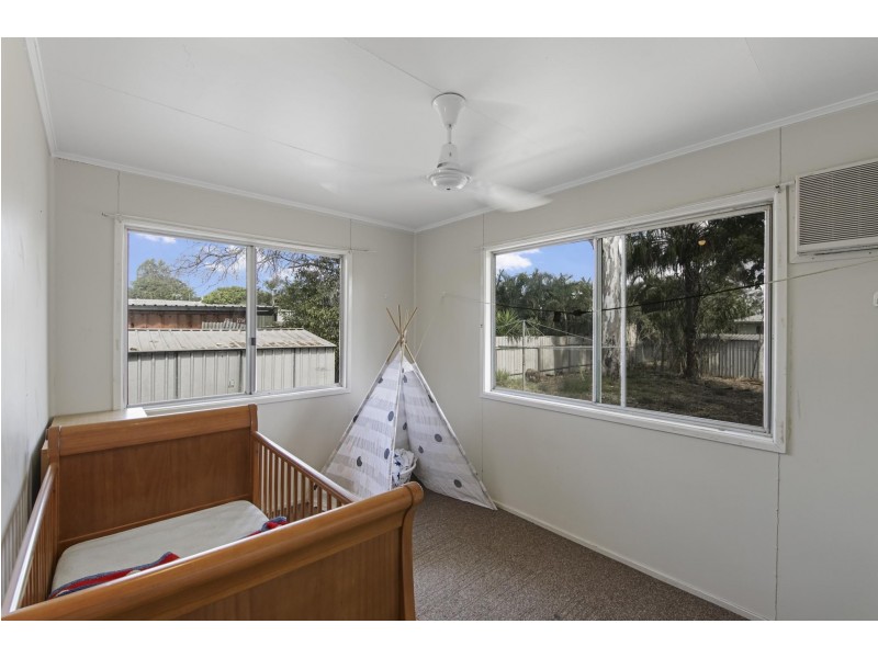 9 Perry Street, Dysart QLD 4745