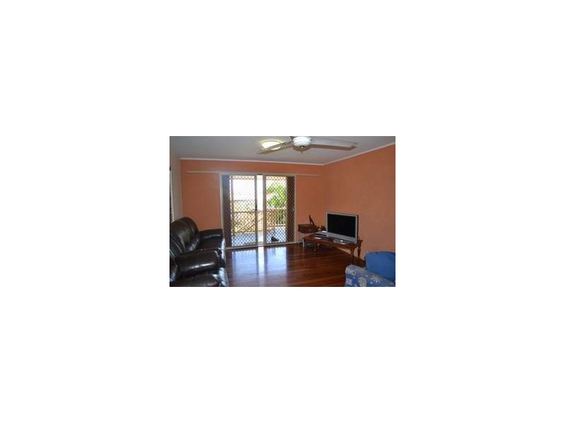 25 Barraclough Cres, Moranbah QLD 4744