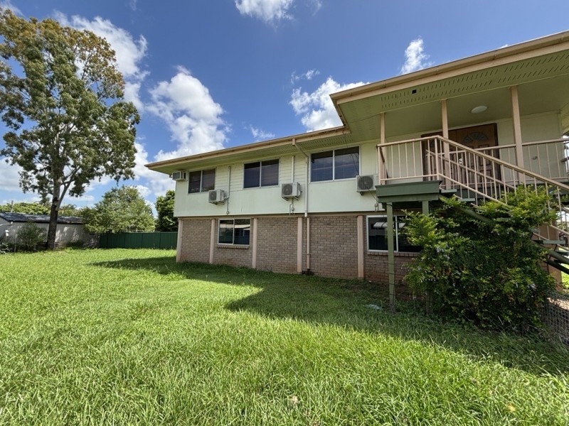 25 Barraclough Cres, Moranbah QLD 4744