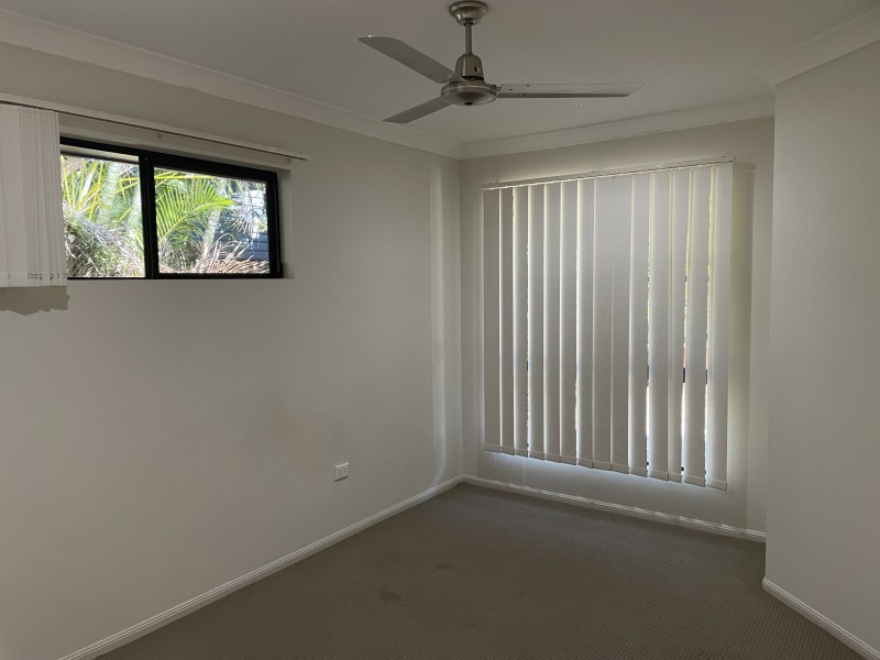 2/14 Bilgola Place, Blacks Beach QLD 4740