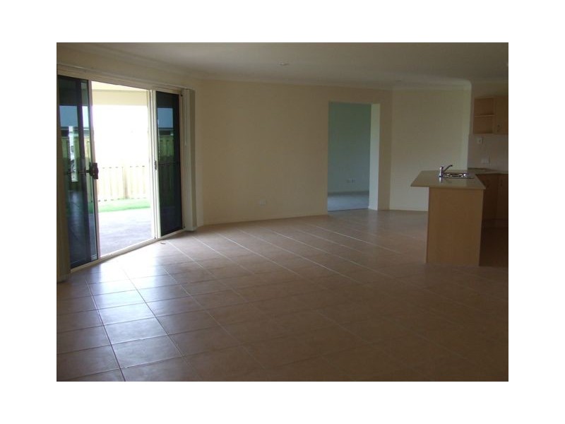 42 Duranbah Circuit, Blacks Beach QLD 4740