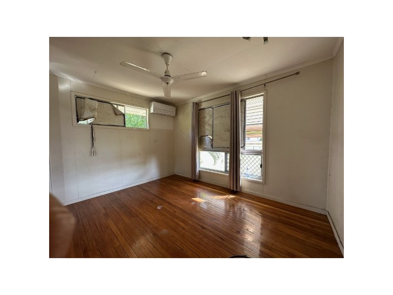 7 Mackenzie Drive, Moranbah QLD 4744