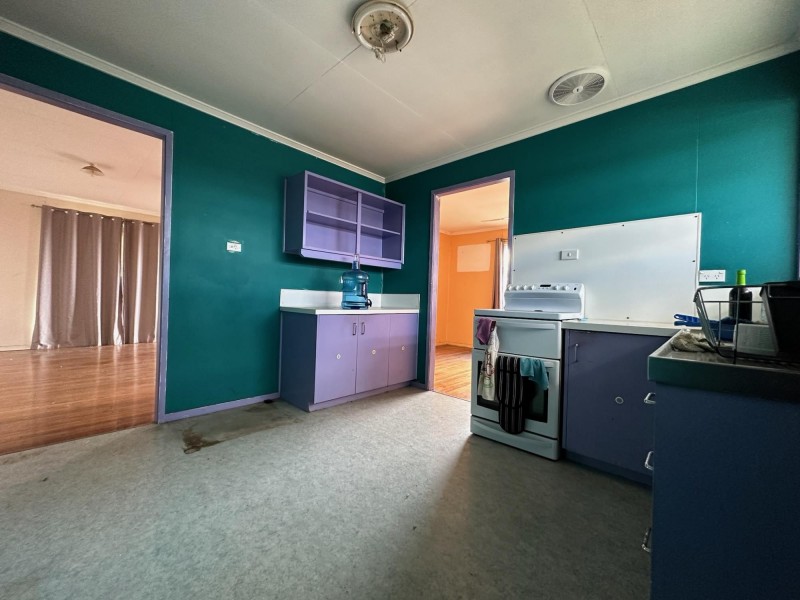 7 Mackenzie Drive, Moranbah QLD 4744