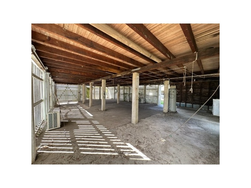 7 Mackenzie Drive, Moranbah QLD 4744