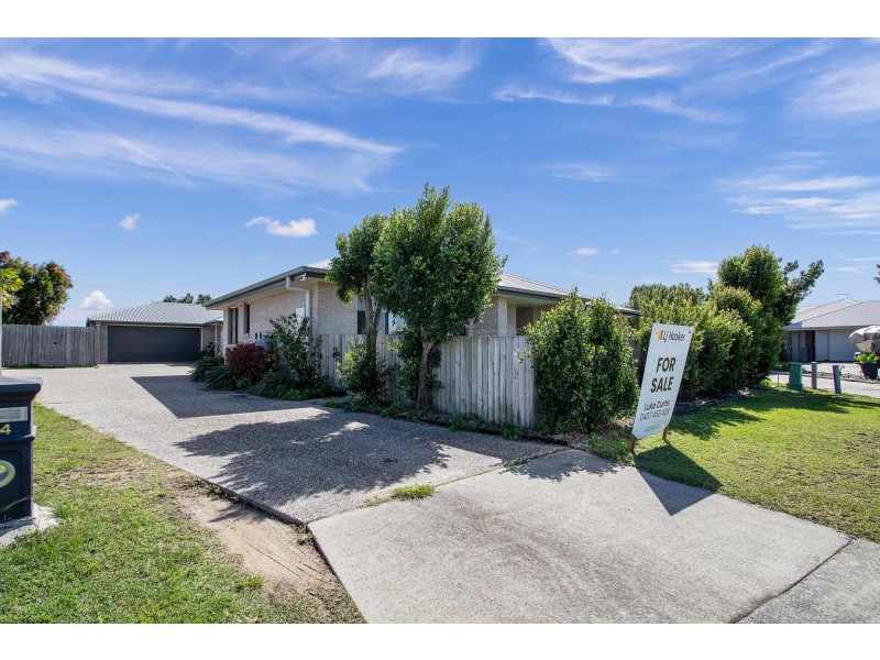 1-2/14 Halifax Place, Rural View QLD 4740