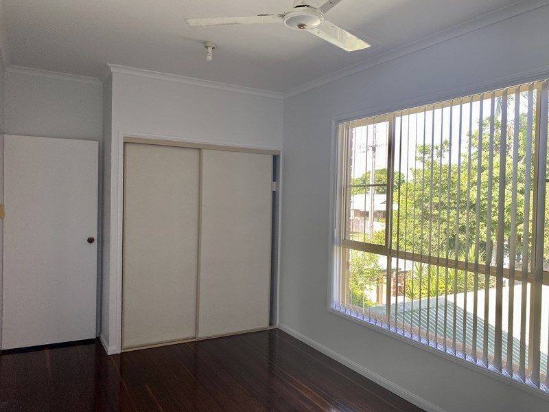 2/9 Robin Street, Slade Point QLD 4740