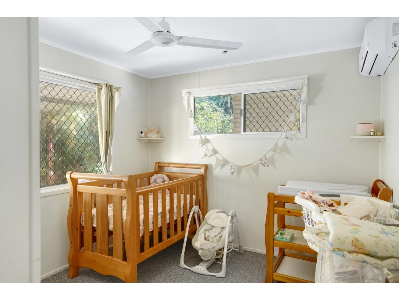 21 Rolfe Street, Moranbah QLD 4744