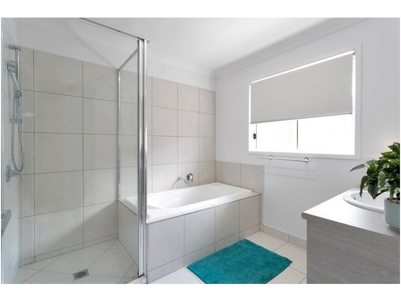 179 Whitehaven Drive, Blacks Beach QLD 4740