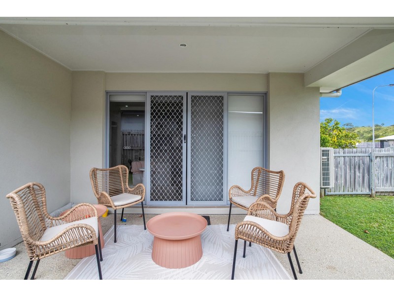 1&2/56 Dawson Boulevard, Rural View QLD 4740
