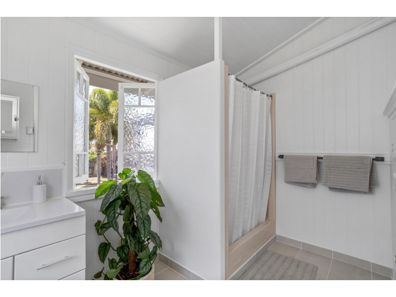 34 Wardrop Street, West Mackay QLD 4740
