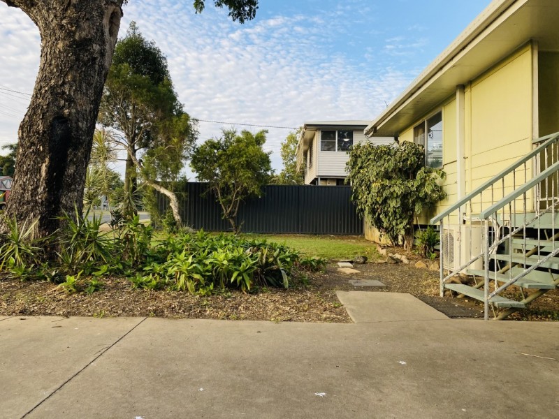 2 Hannan Drive, Moranbah QLD 4744