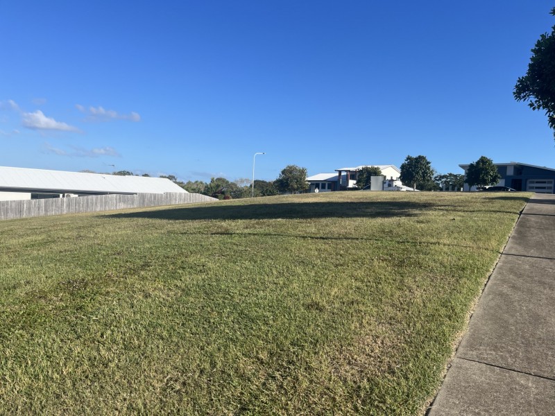 22 Azure Drive, Rural View QLD 4740