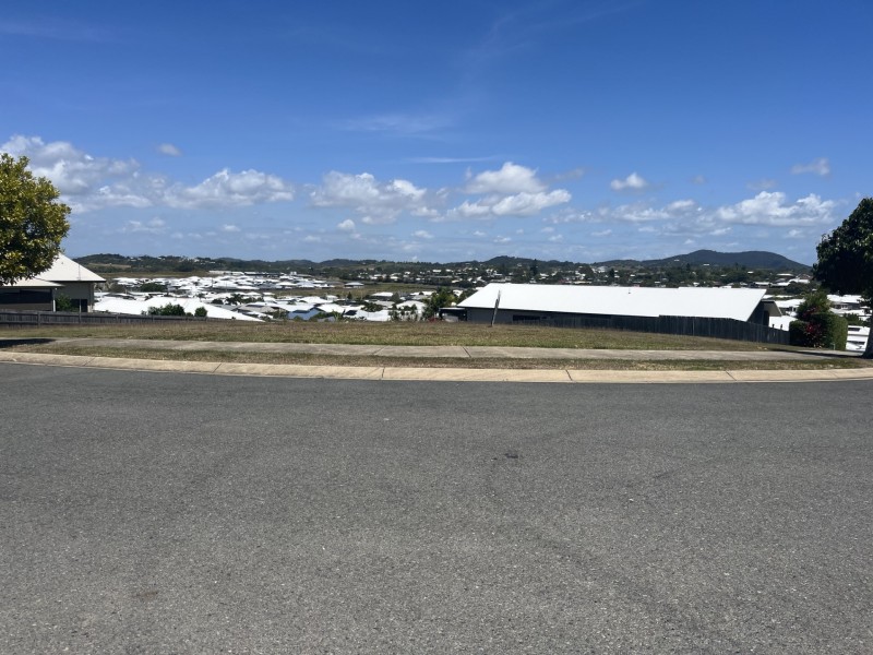 22 Azure Drive, Rural View QLD 4740