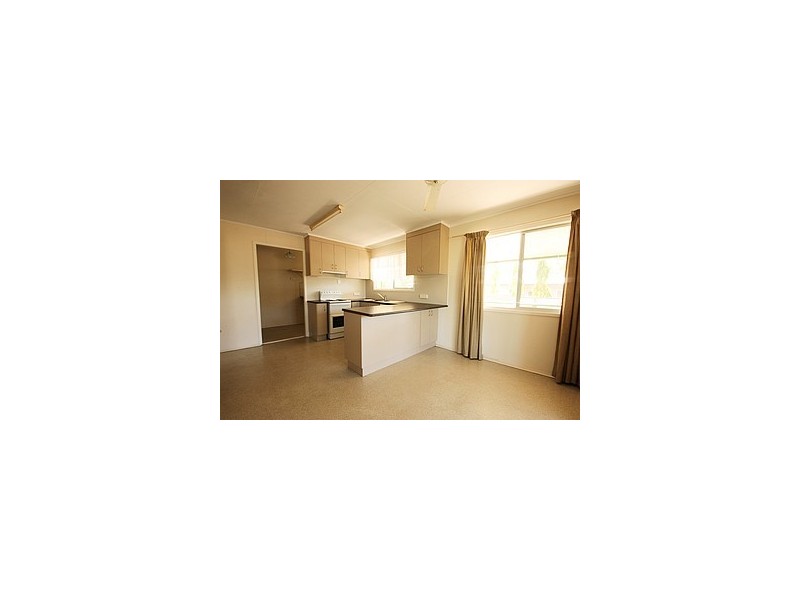32 Beardmore Crescent, Dysart QLD 4745