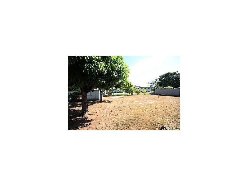 32 Beardmore Crescent, Dysart QLD 4745