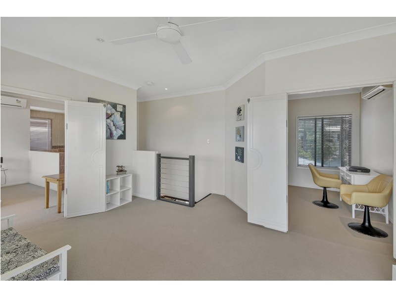 46 Pacific Esplanade, Slade Point QLD 4740