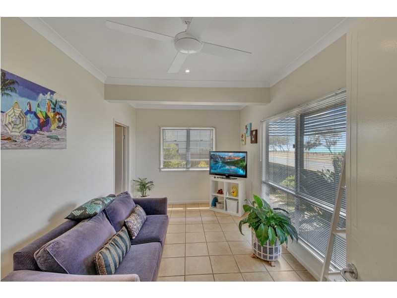 46 Pacific Esplanade, Slade Point QLD 4740