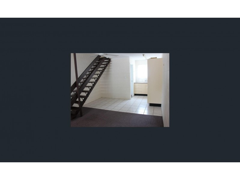 9/11 Porter Street, Mackay QLD 4740