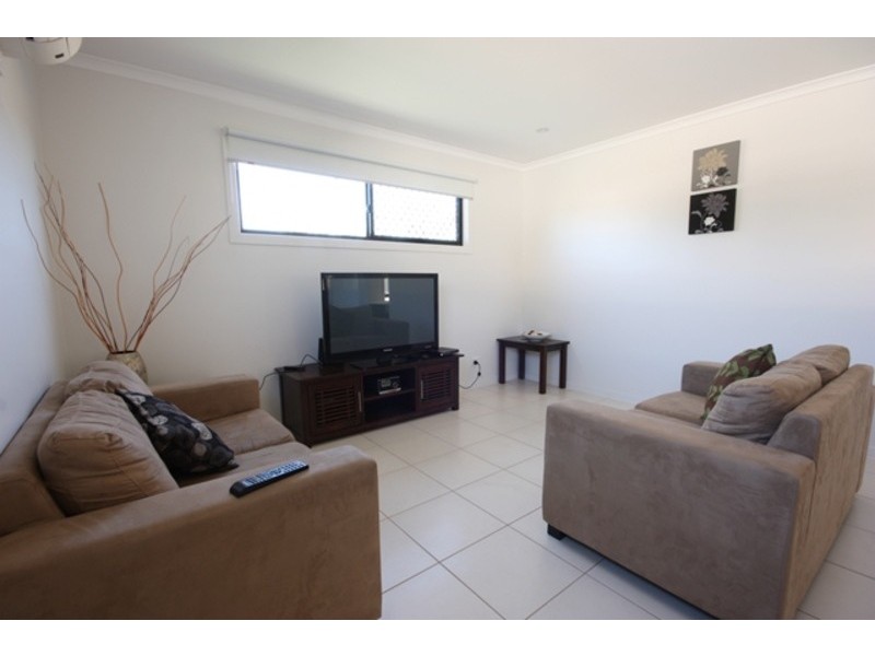 34/5 Atkinson, Middlemount QLD 4746