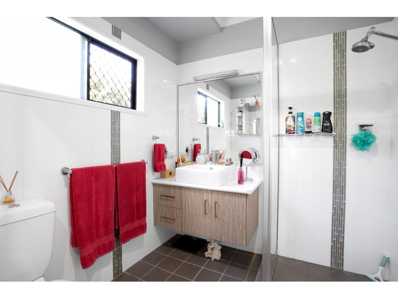 8 Cartledge Crt, North Mackay QLD 4740