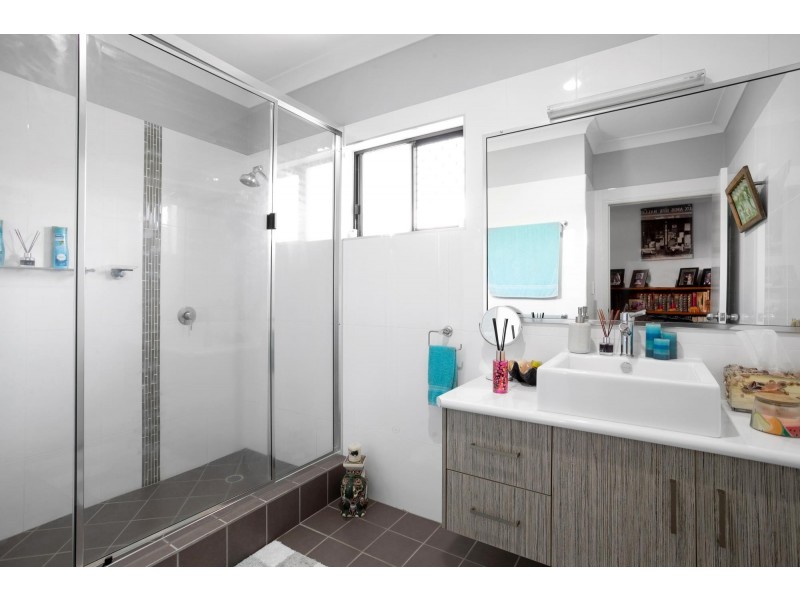 8 Cartledge Crt, North Mackay QLD 4740