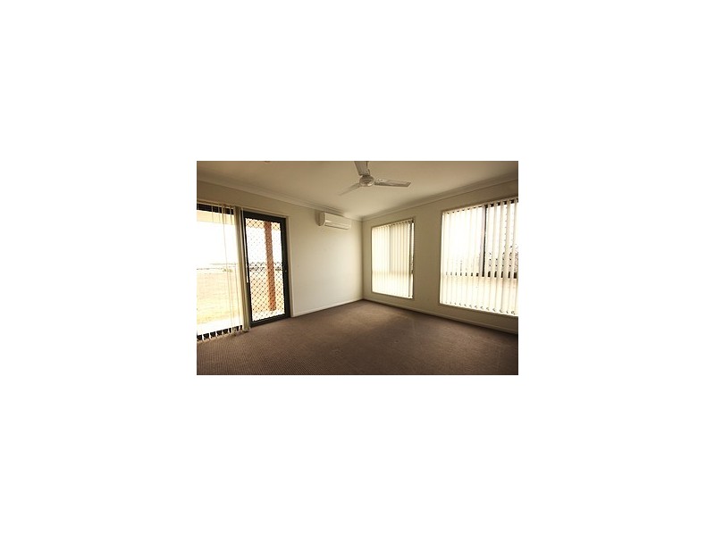 25 Hannay Street, Moranbah QLD 4744