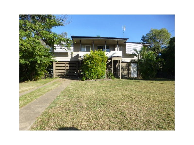 18 Winterer Crescent, Dysart QLD 4745