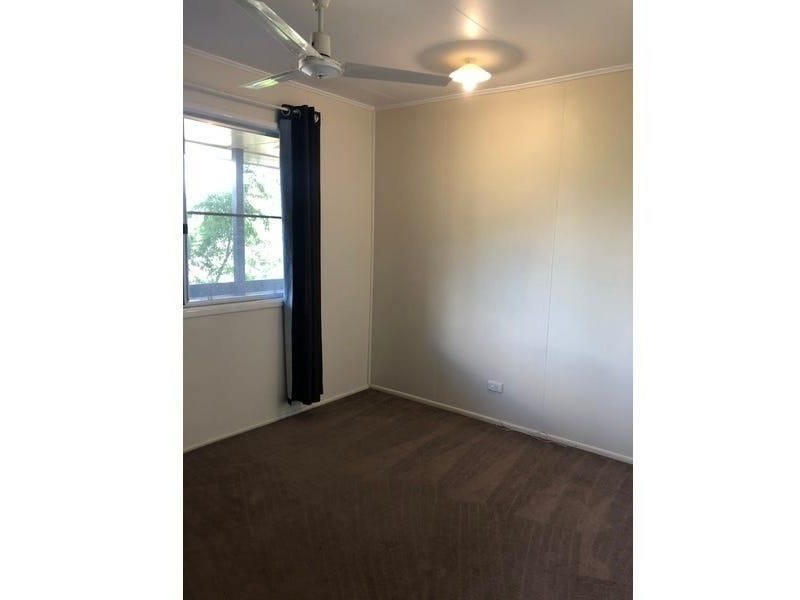 18 Winterer Crescent, Dysart QLD 4745