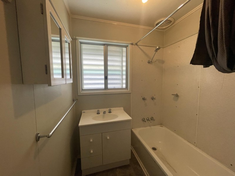 15 Brennan Street, Dysart QLD 4745